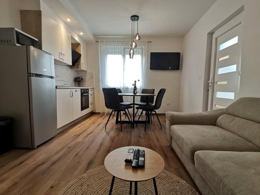 Apartment S Bibinje Buitenkant foto