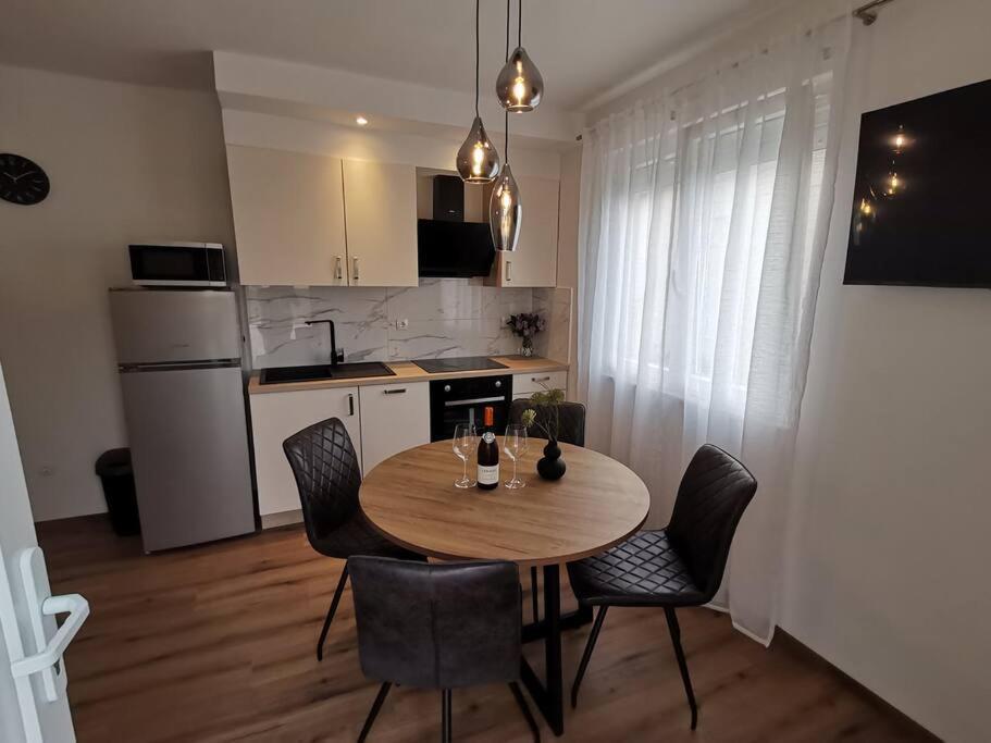 Apartment S Bibinje Buitenkant foto