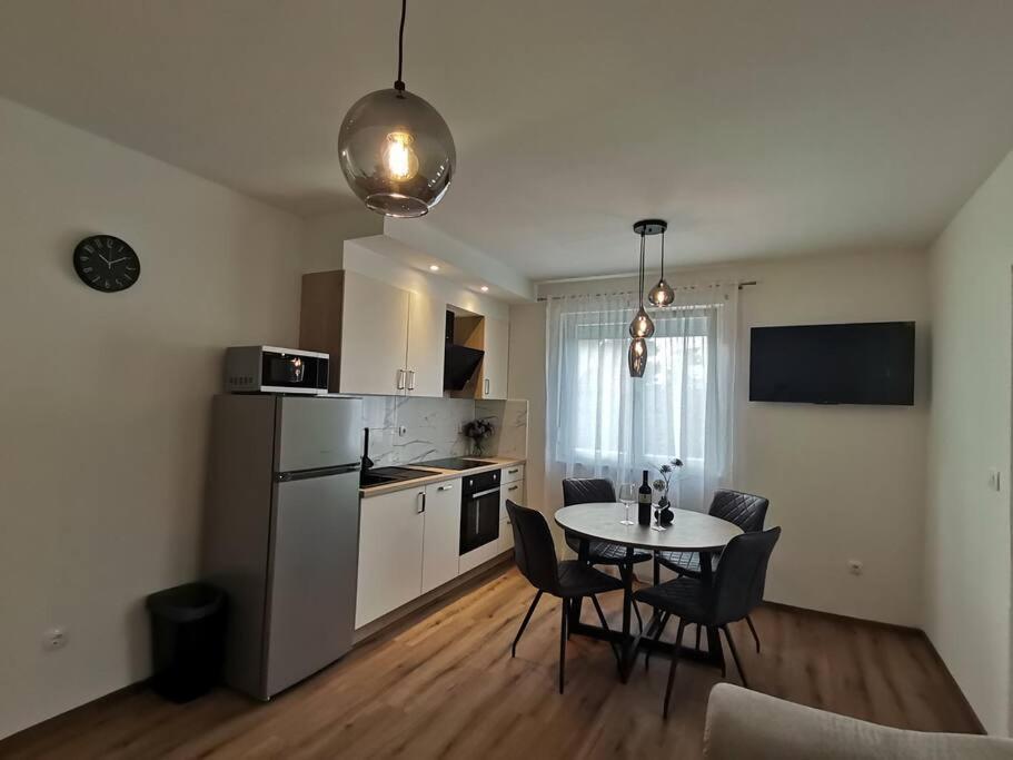 Apartment S Bibinje Buitenkant foto